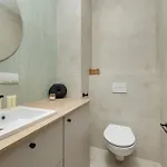 Modern With Parking And Air-conditioning In By Renters Apartamento *