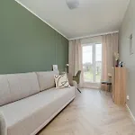 Apartamento Modern With Parking And Air-conditioning In By Renters *
