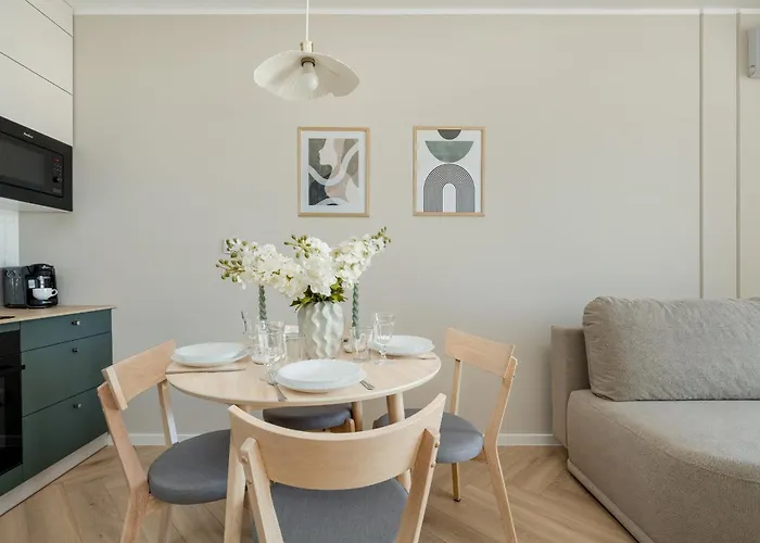 Modern With Parking And Air-conditioning In By Renters アパート ヴロツワフ