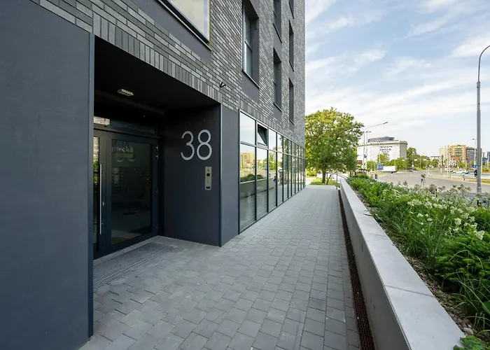 Modern With Parking And Air-conditioning In By Renters Wroclaw