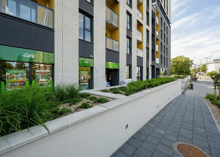 Daire Modern With Parking And Air-conditioning In By Renters