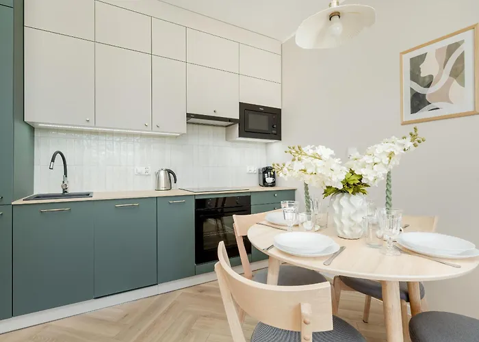 Daire Modern With Parking And Air-conditioning In By Renters