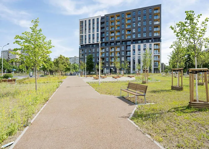 Modern With Parking And Air-conditioning In By Renters * Wroclaw